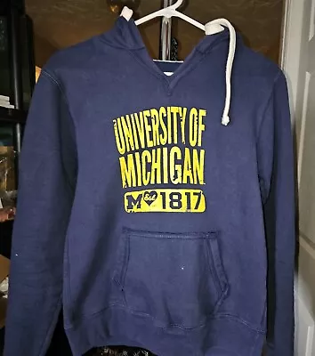 University Of Michigan Est 1817 Sz M Hoodie. Rose Bowl Winners 2024. Undefeated  • $32