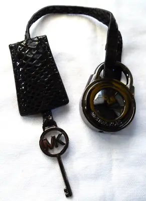 MICHAEL KORS Handbag Black FUNCTIONING LOCK & KEYCHARM W/ STRAP KEYCHAIN • $34.98
