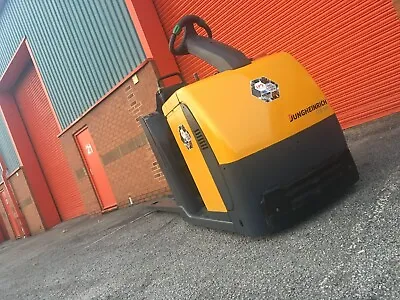 Pallet Movers -Fork Lift Truck Electric / Diesel • £1.25