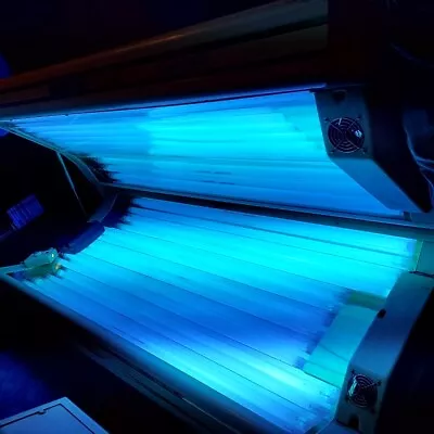 Wolff Classic 2800 Tanning Bed • $700