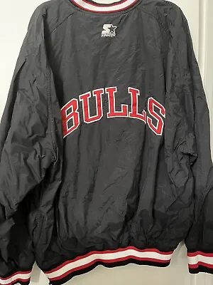 VINTAGE Starter Chicago Bulls Windbreaker Pullover Jacket Sz XL NBA Logo • $69.95