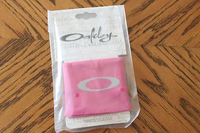 New Oakley Lens Cleaner Key Cuff • $17.19