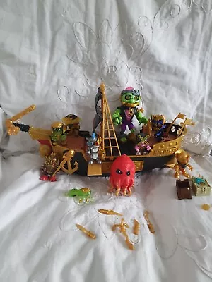 Moose Toys Pirate Ship + Selection Of Pirates Chests Sea Creatures & Weapons • £30