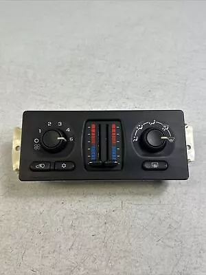 03-07 Chevy Silverado Tahoe GMC Sierra Yukon Climate Control W/ Rear Defrost OEM • $79.99