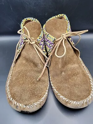 Vintage Oglala Sioux Suede Moccasins With Embroidered Trim • $45.50
