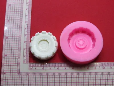 Medium Wheel Vehicle Car Silicone Mold Fondant Cupcake Gumpaste #2P Sugarcraft • £3.75