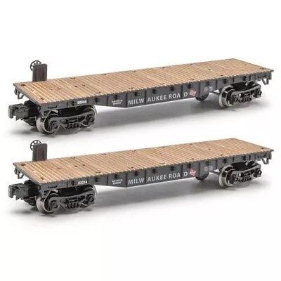 2-Piece 10-1/2  Milwaukee Road Flatcars • $45