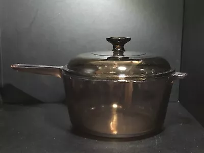 Corning Vision Ware Glass Sauce Pan Pot 2.5 Liter Pyrex Lid Amber Cookware USA • $25