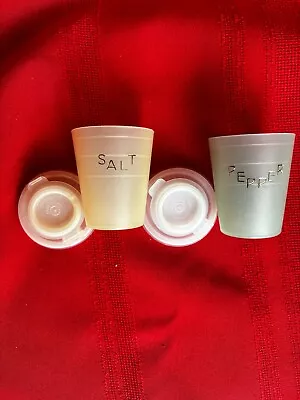 VTG Tupperware Salt & Pepper Shakers Atomic Mini Midgets Set 2.5” Made In USA • $15