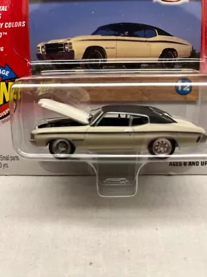 Johnny Lightning Muscle Car Madness 1971 Plymouth Duster 340 • $15.99