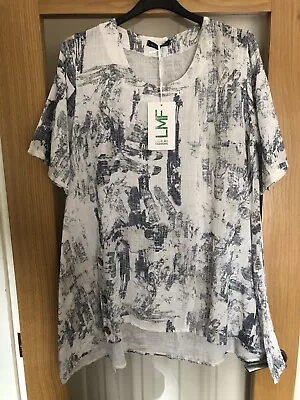 MADE IN ITALY LAGENLOOK 16/20 White Brushstroke Side Button Top 22” Acr 33” Long • £14.99