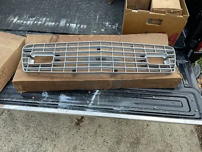 NOS OEM Ford 1975 1978 Mustang II 2 Grille 1976 1977 Cobra II • $199