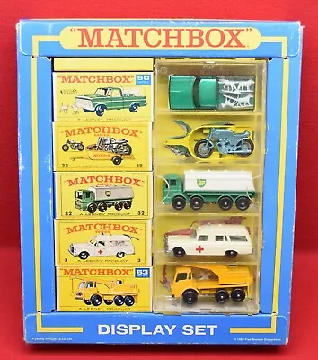 Vintage 1969 Lesney MATCHBOX DISPLAY SET Five Car Lot NICE! Kennel Honda 1407 • $369.99