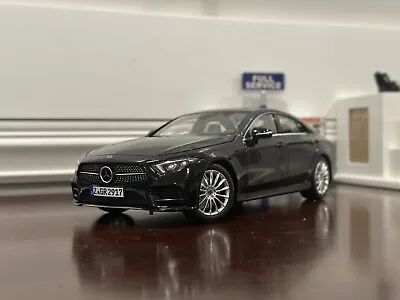 1:18 Norev Mercedes Benz CLS 500 2018 Black Dealer Edition • $250