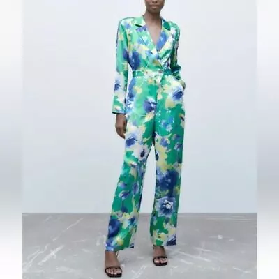 Zara Floral Print Jumpsuit Bloggers Favorite Medium • $80