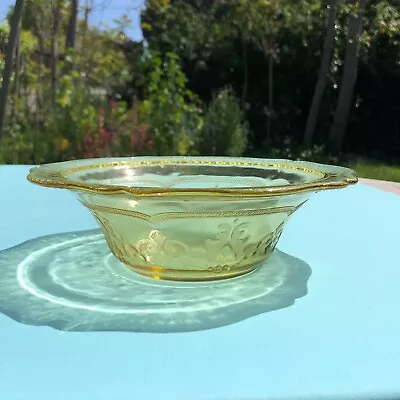 9  Round Berry Bowl Vintage Patrician Spoke Amber Federal Glass 1933-1937 • $15