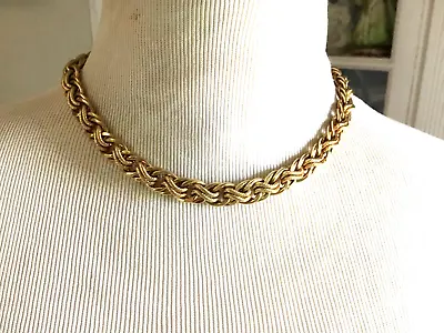 Vntg Heavy Byzantine Chain Gold Tone Metal Magnetic Barrel Closure Necklace 18” • $5
