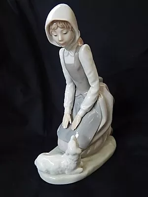 Delightful Lladro/Nao Figurine - Girl Kneeling With Lamb In Excellent Condition • $64