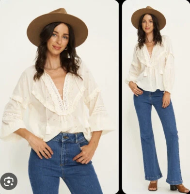 $45 • Buy Arnhem Antique White Story Blouse Smock Style Women’s Size 8 