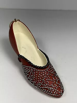 Vintage Metropolitan Museum Of Art MMA RED SHOE Ornament  • $30