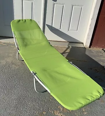 Lawn Beach Chair Tri Fold Chair Aluminum Pool Deck Chaise Chair • $72