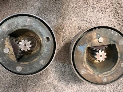 $75 • Buy 2x Lewmar 40 Stainless Steel Two Speed Winch AS IS, One Missing Minor Parts