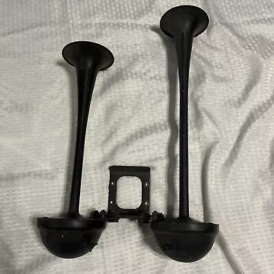 Vintage Dual Air Horns For Large Truck 21” & 17” Inches • $118.99