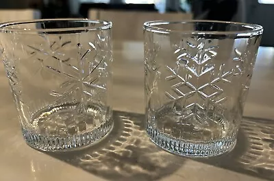 Pair Of 2 Makers Mark Bourbon Whiskey Holiday Snowflake Rocks Glasses • $17