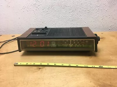 Vintage GE 7-4680A Digital Alarm Clock Radio Wood Grain General Electric-#b-17 • $19.99