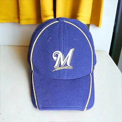 Milwaukee Brewers MLB Vintage New Era 39 Thirty Fitted Baseball Hat Size L/XL • $17.95