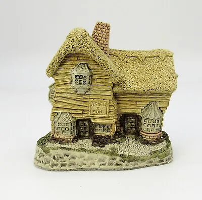 The Village Shop By David Winter • £8.42