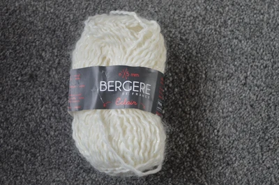 £0.99 • Buy BERGERE DE FRANCE - 25g NEIGE  (WHITE) KNITTING YARN WOOL