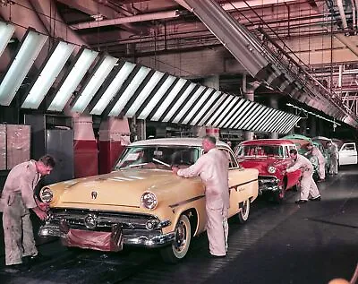 1954 Ford Assembly Line Photo  (201-n) • $11.77
