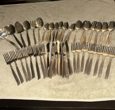 $50 • Buy Vintage  ONEIDA COMMUNITY SOUTH SEAS 53 Pieces  Flatware Silverware SEE