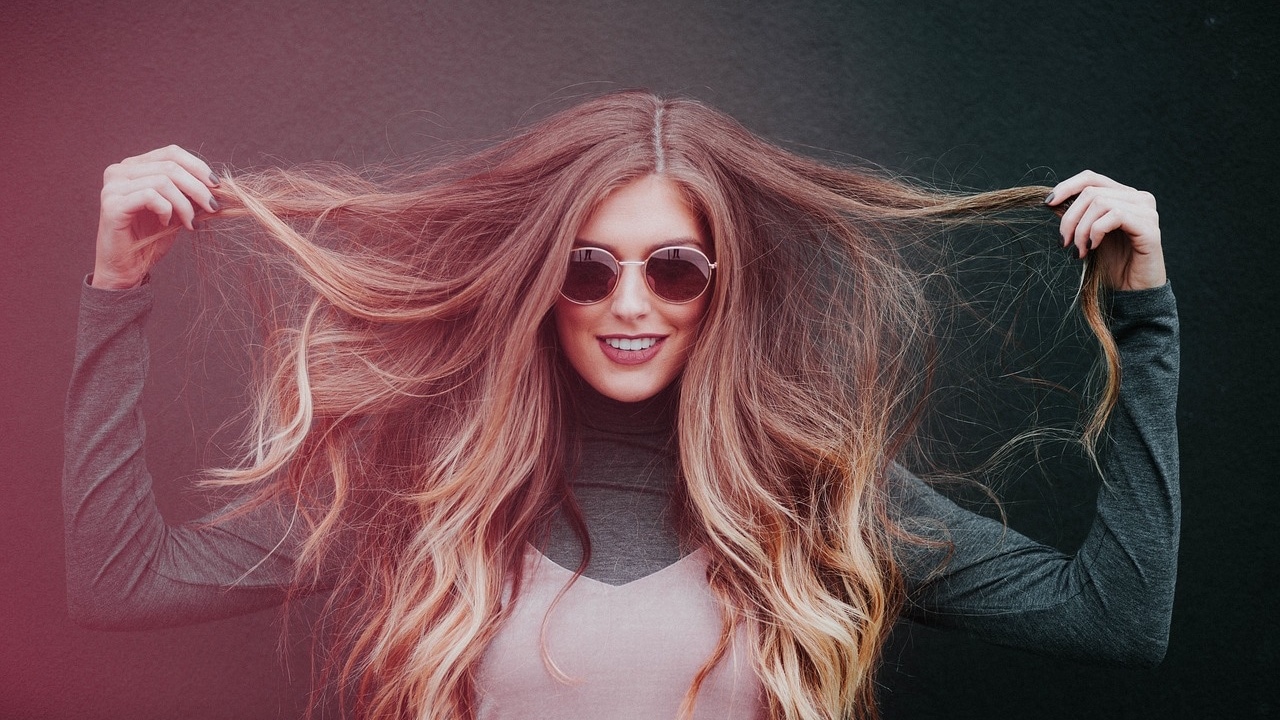 Guide to buy the Best Hair Straightening Brush for 2023