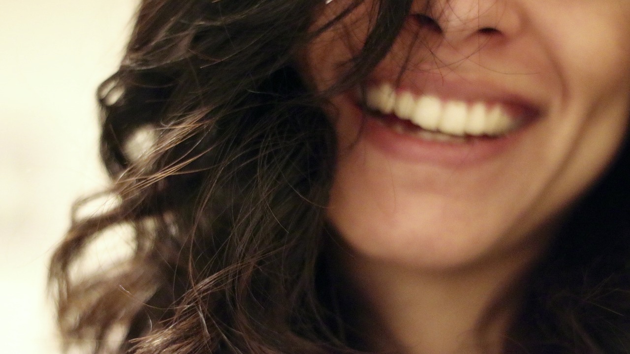 How to achieve (and maintain) a dazzling smile